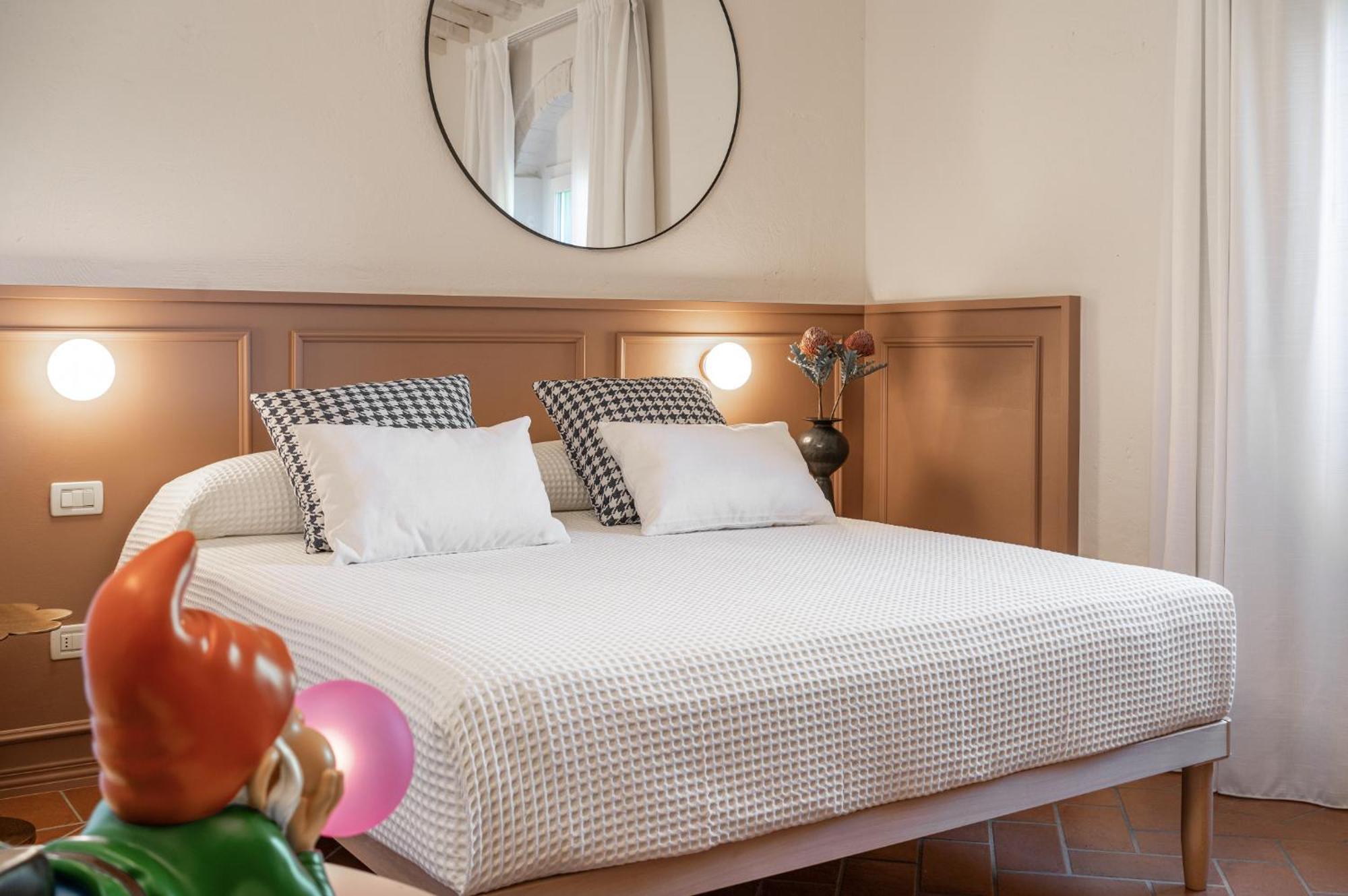 צ'צ'ינה Scarlea Rooms מראה חיצוני תמונה